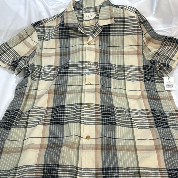 Ae 77 New York Organic Cotton Short Sleeve Plaid Full Button Up Collard Shirt L